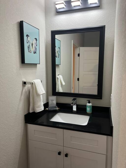 Lamar Villa-3 Bed 2.5 Bath With Outdoor Kitchen San Antonio Bagian luar foto