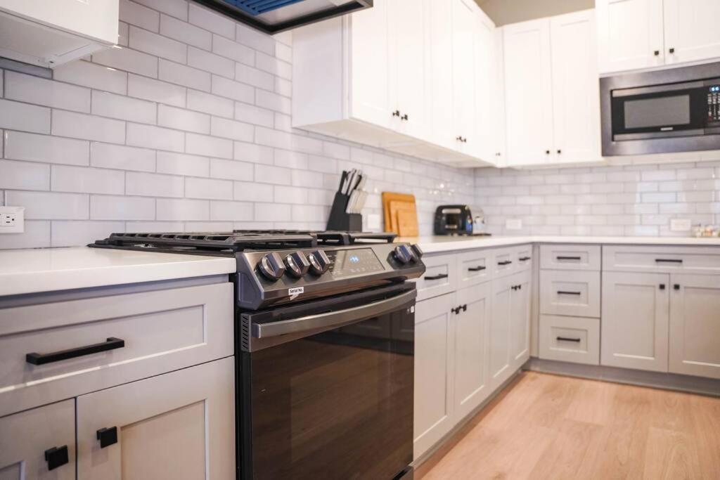 Lamar Villa-3 Bed 2.5 Bath With Outdoor Kitchen San Antonio Bagian luar foto