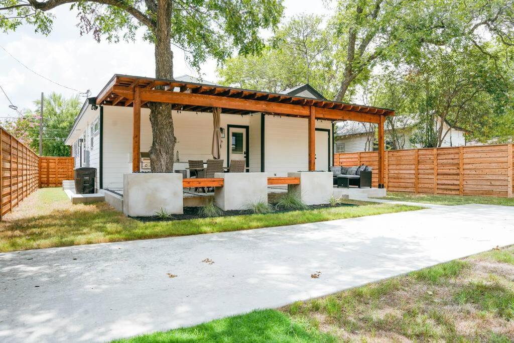 Lamar Villa-3 Bed 2.5 Bath With Outdoor Kitchen San Antonio Bagian luar foto