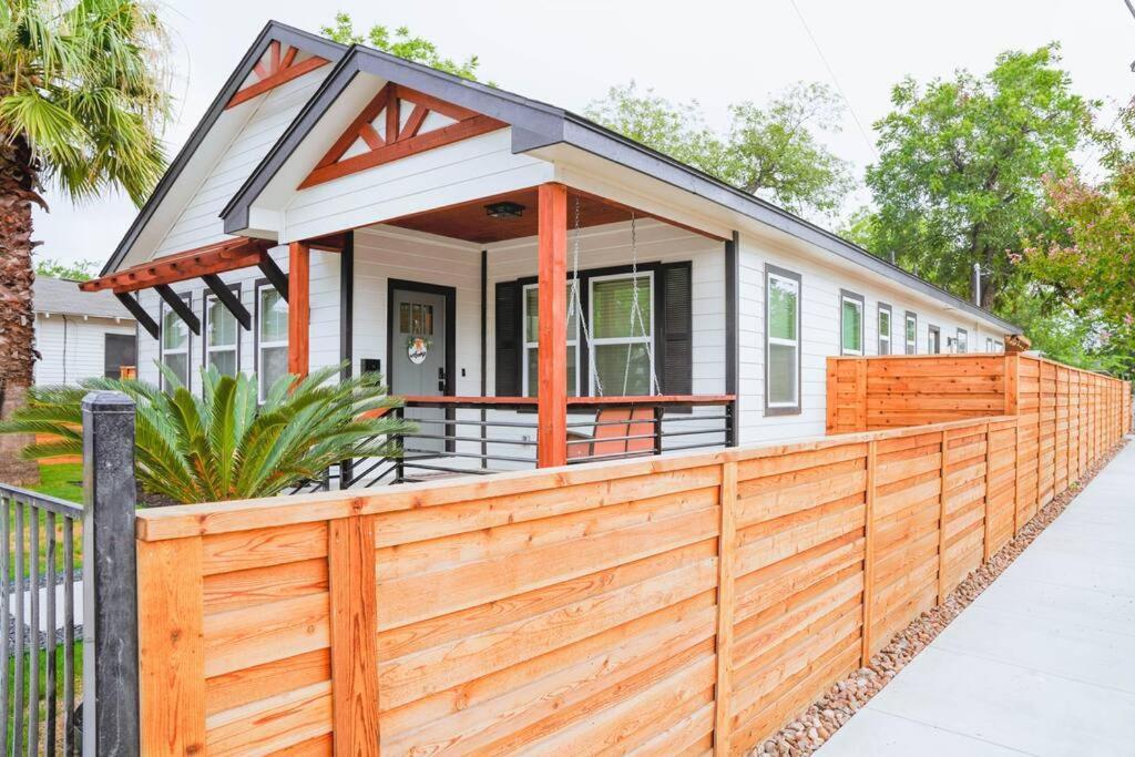Lamar Villa-3 Bed 2.5 Bath With Outdoor Kitchen San Antonio Bagian luar foto